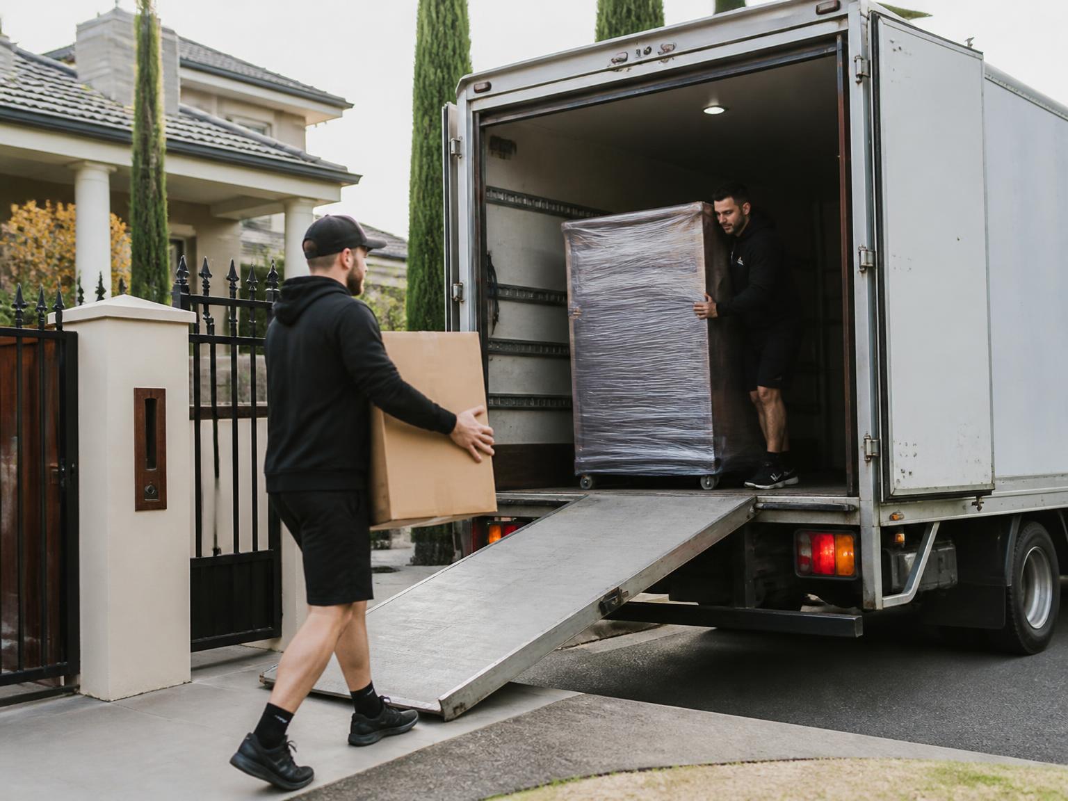 Adelaide to Busselton Removalists in Adelaide, SA