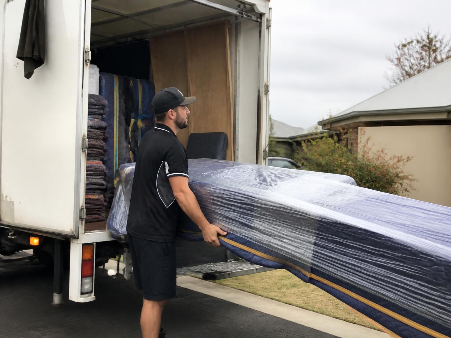 Adelaide to Hervey Bay Removalists in Adelaide, SA