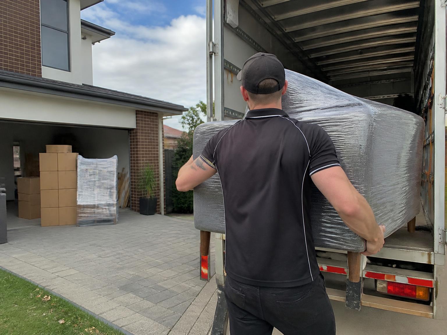 Adelaide to Mackay Removalists in Adelaide, SA