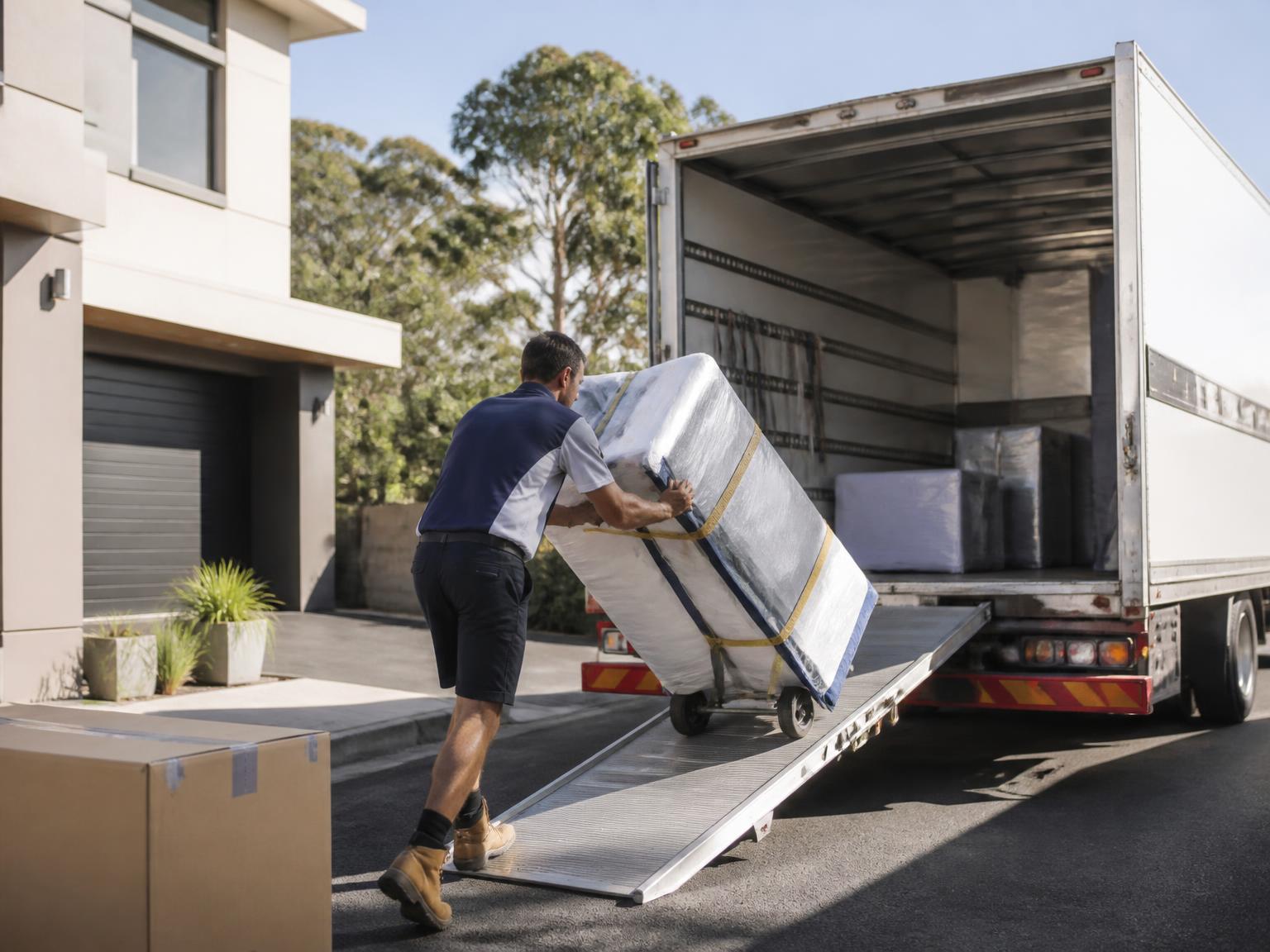 Adelaide to Port Macquarie Removalists in Adelaide, SA