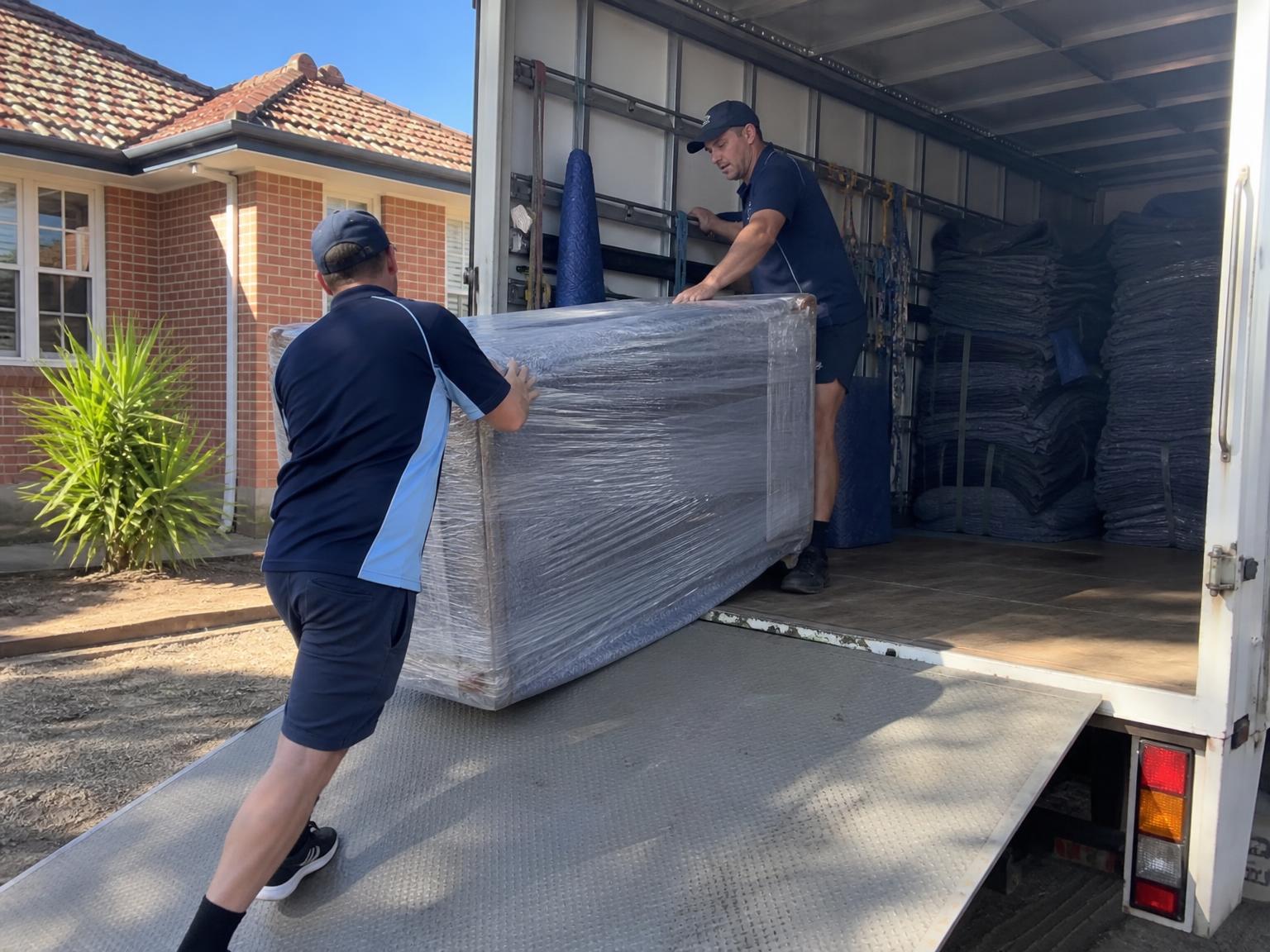 Adelaide to Rockhampton Removalists in Adelaide, SA