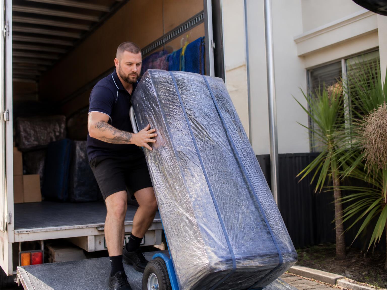 Adelaide to Wollongong Removalists in Adelaide, SA